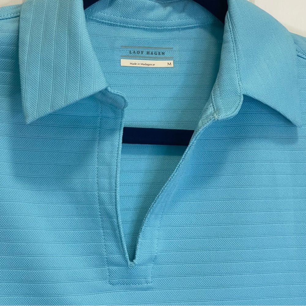 Lady Hagan Split neck collar turquoise blue short sleeve golf top Medium